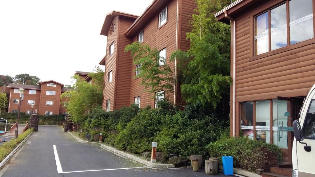 Arbon Youth Hostel & Resort Jeju Exterior foto